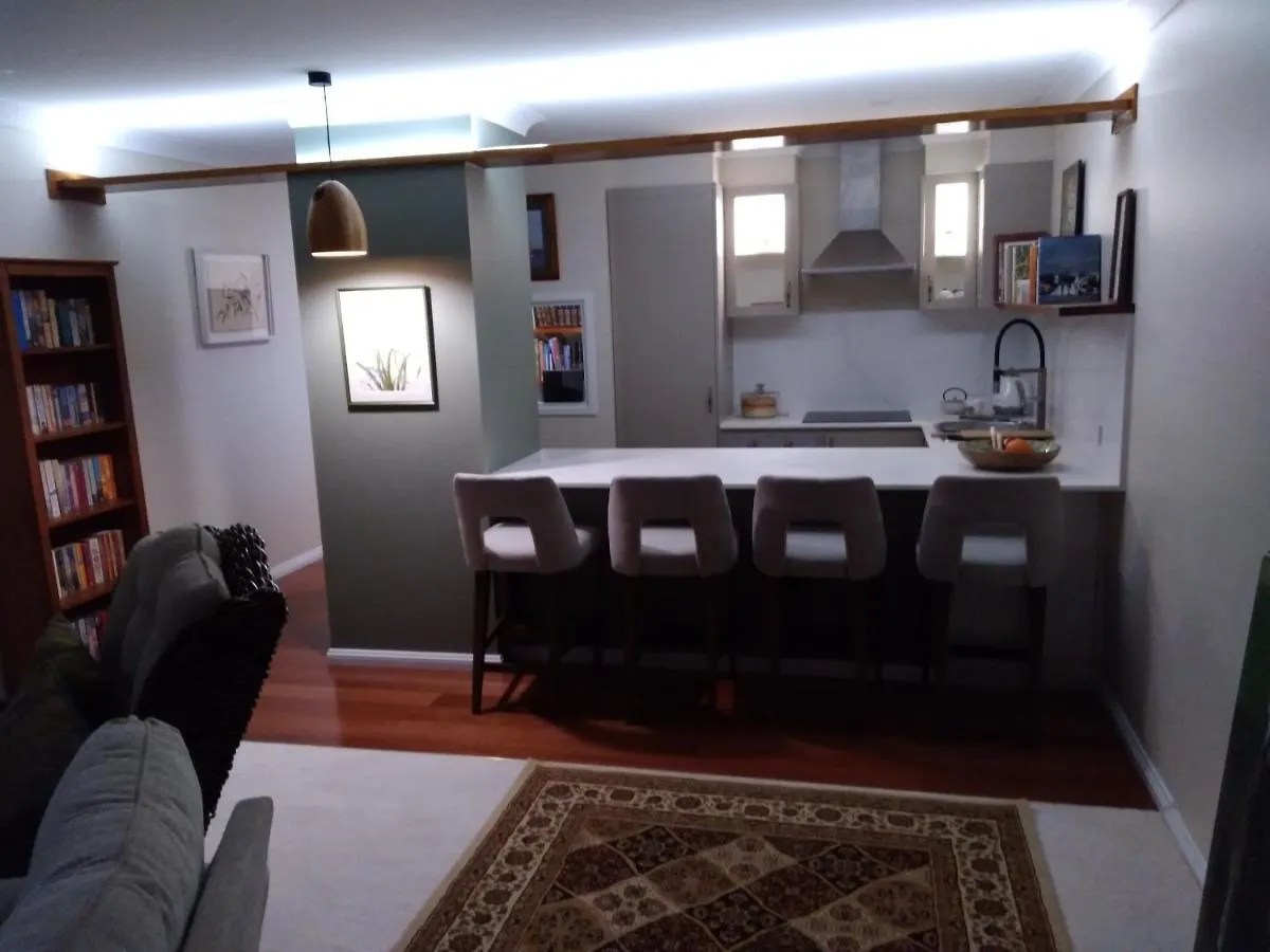 Peaceful, Convenient And Luxurious Apartment Phillip 0*,  Australia